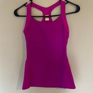 XS Lucy hot pink yoga top with built in bra like new!